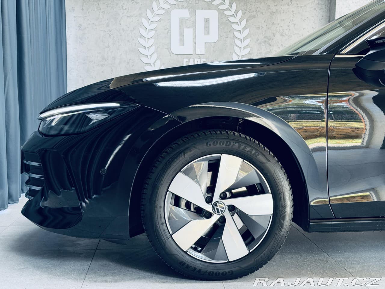 2025 Volkswagen PASSAT - 11
