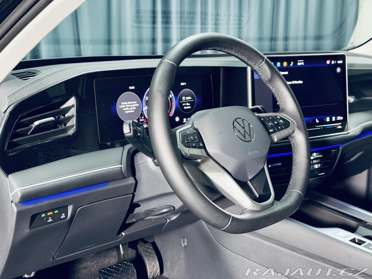 2025 Volkswagen PASSAT - 14