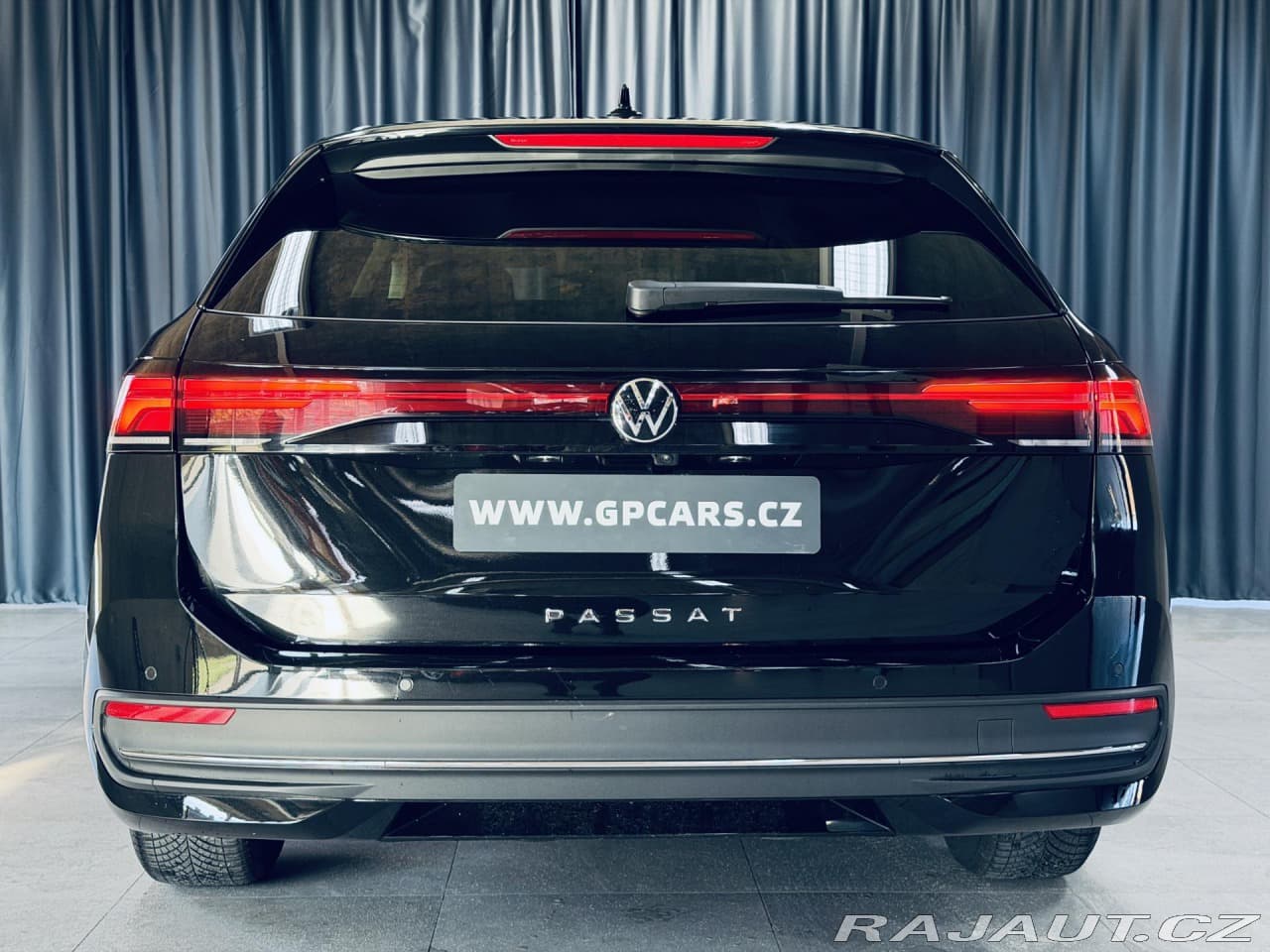 2025 Volkswagen PASSAT - 7