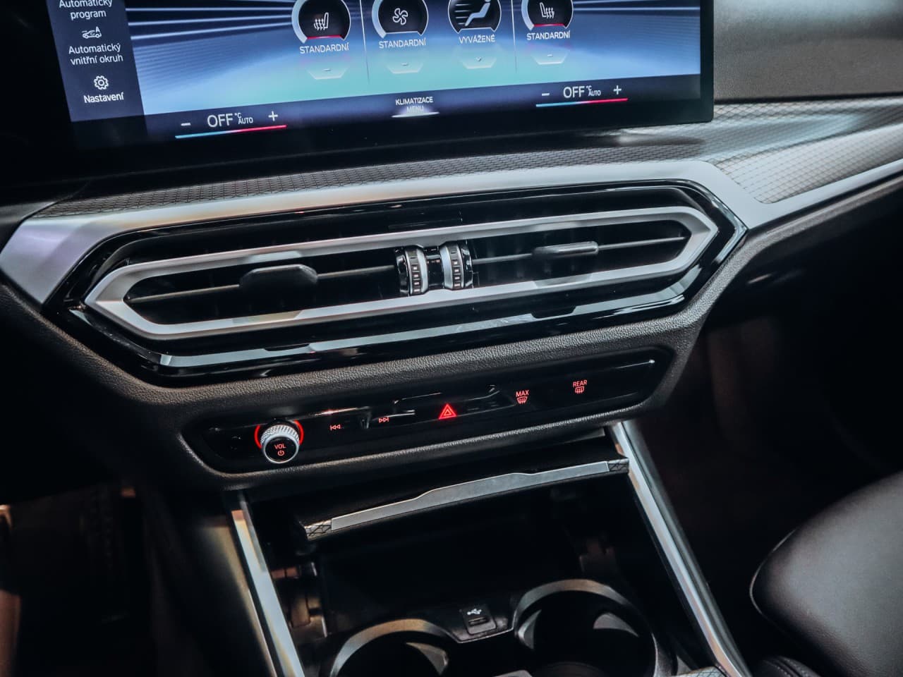 2022 BMW 3-SERIES - 16