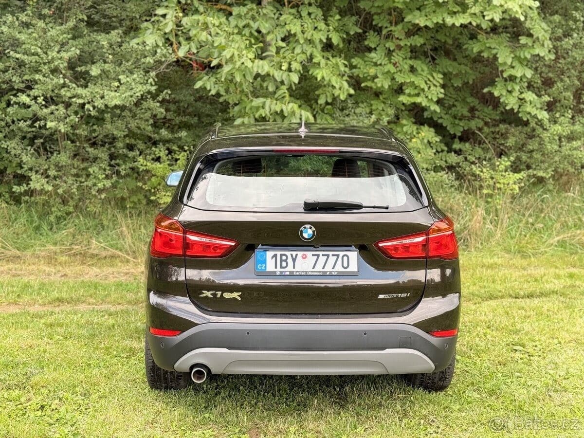 2018 BMW X1 - 15
