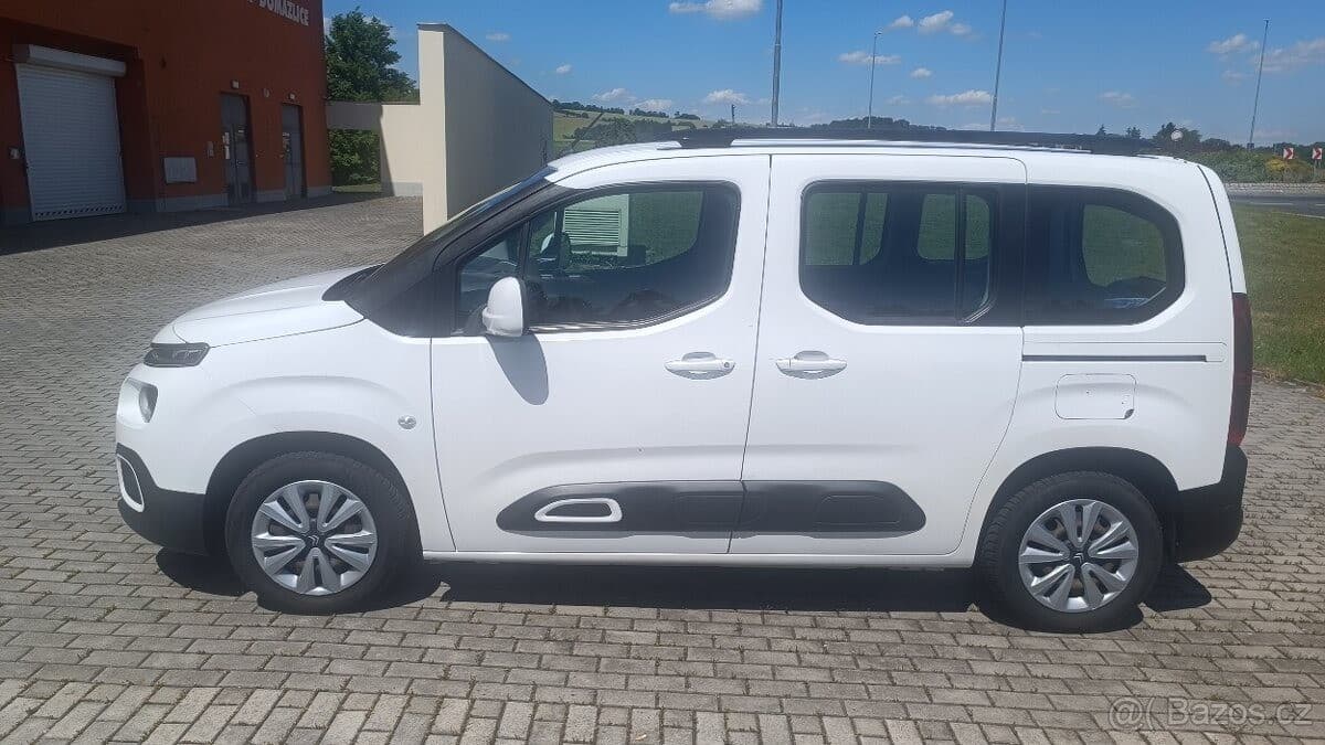 2019 Citroen BERLINGO - 17