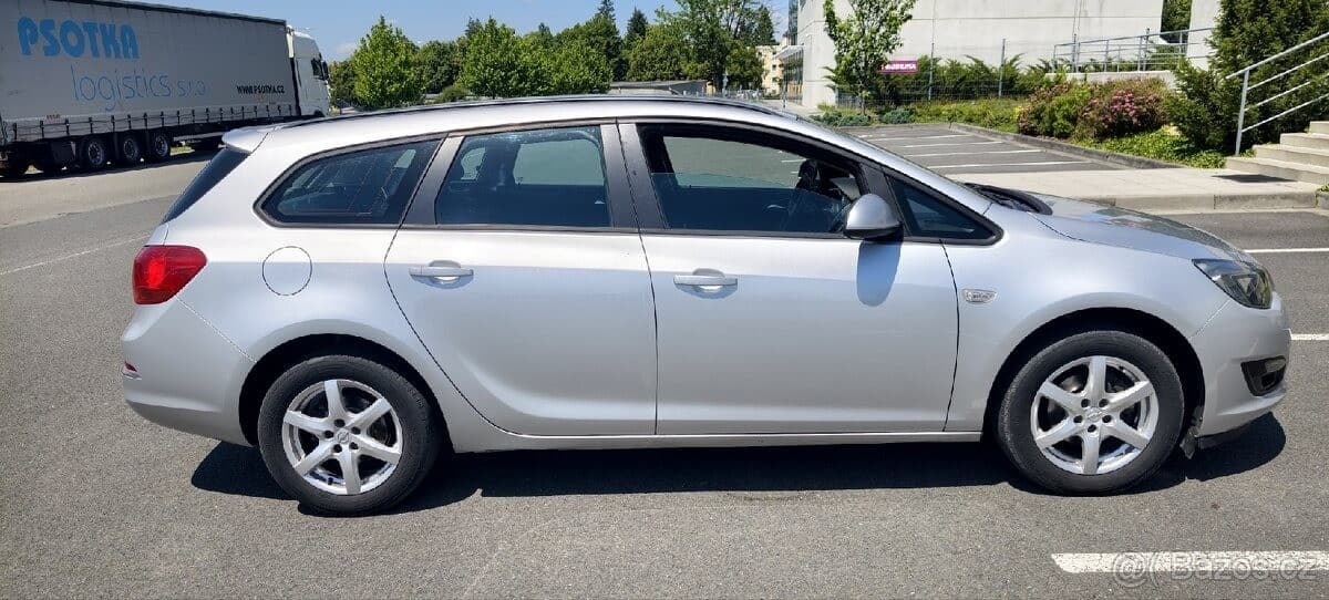2014 Opel ASTRA - 19