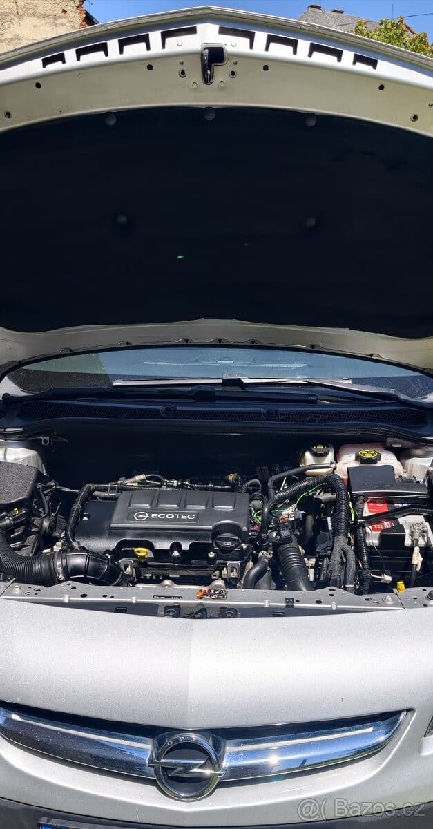2014 Opel ASTRA - 39