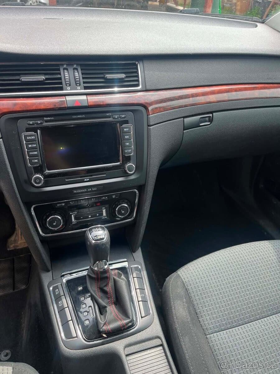 2010 Škoda SUPERB - 13