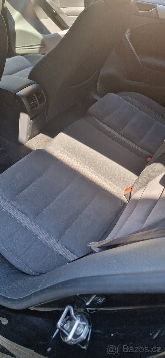 Volkswagen GOLF - 13