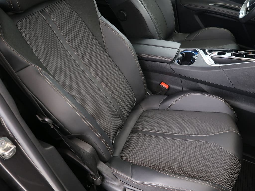 2023 Peugeot 3008 - 25