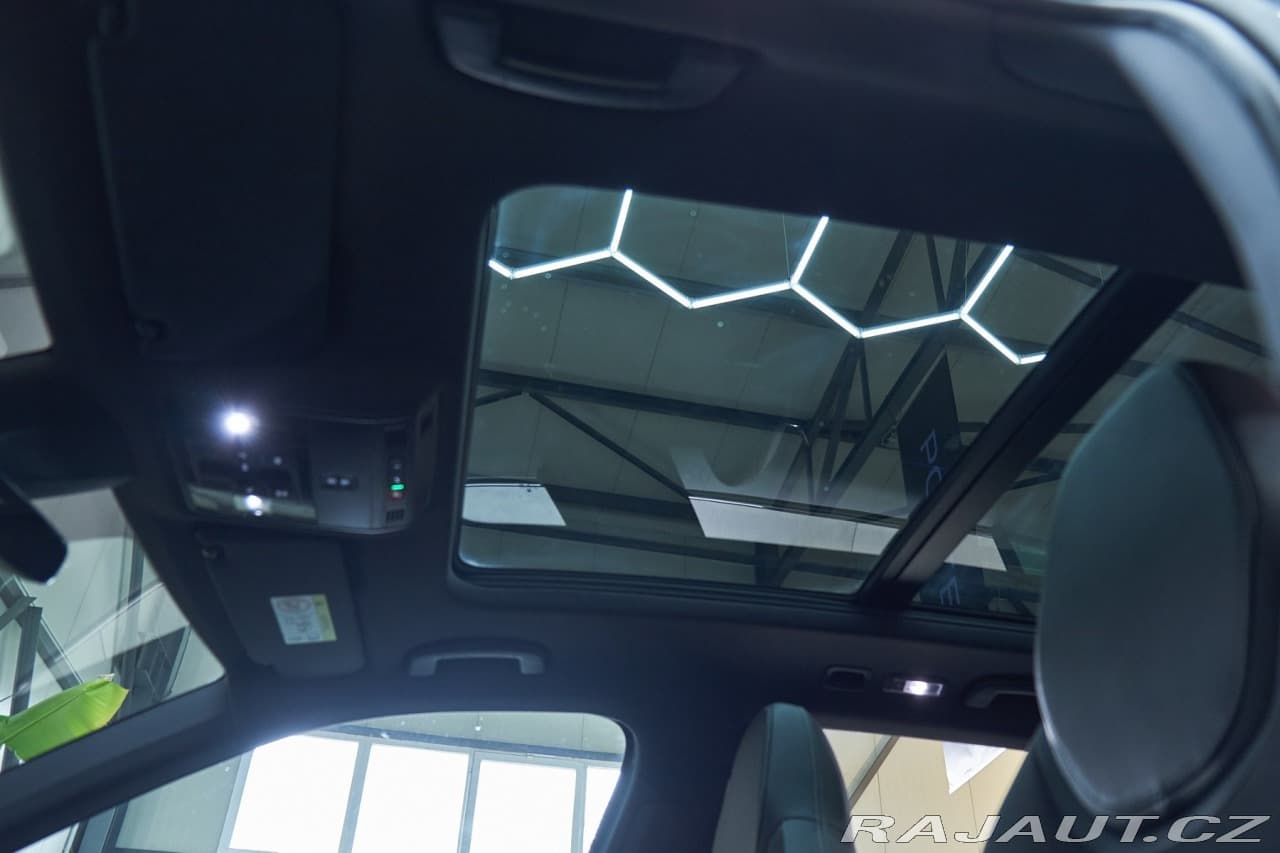 2020 Škoda SUPERB - 12