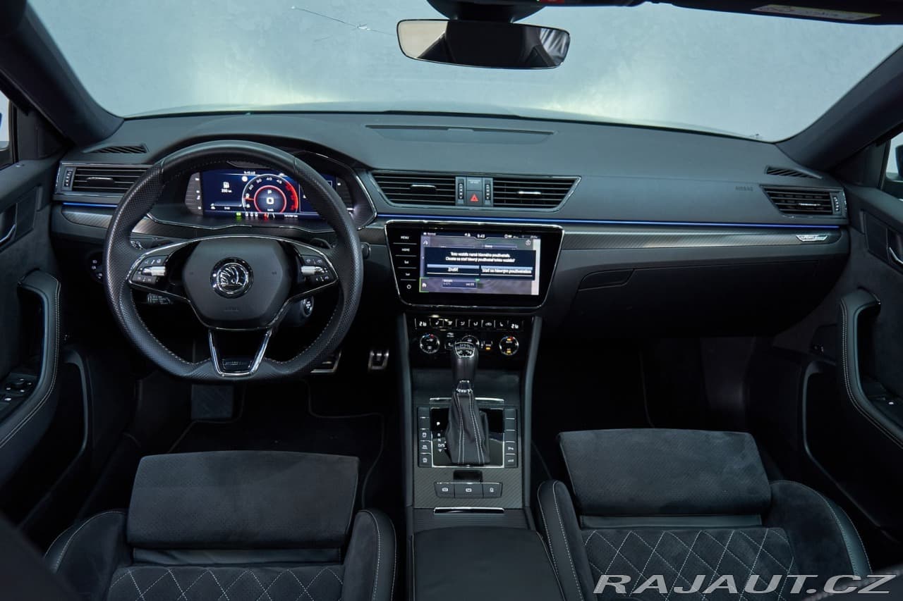 2020 Škoda SUPERB - 16