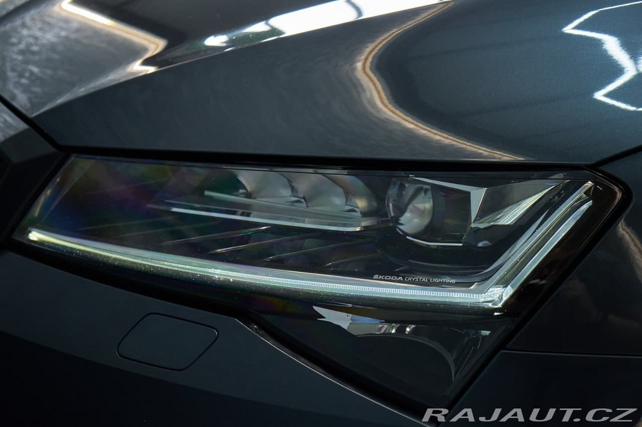 2020 Škoda SUPERB - 7