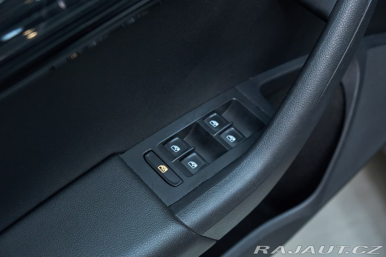 2018 Škoda OCTAVIA - 25