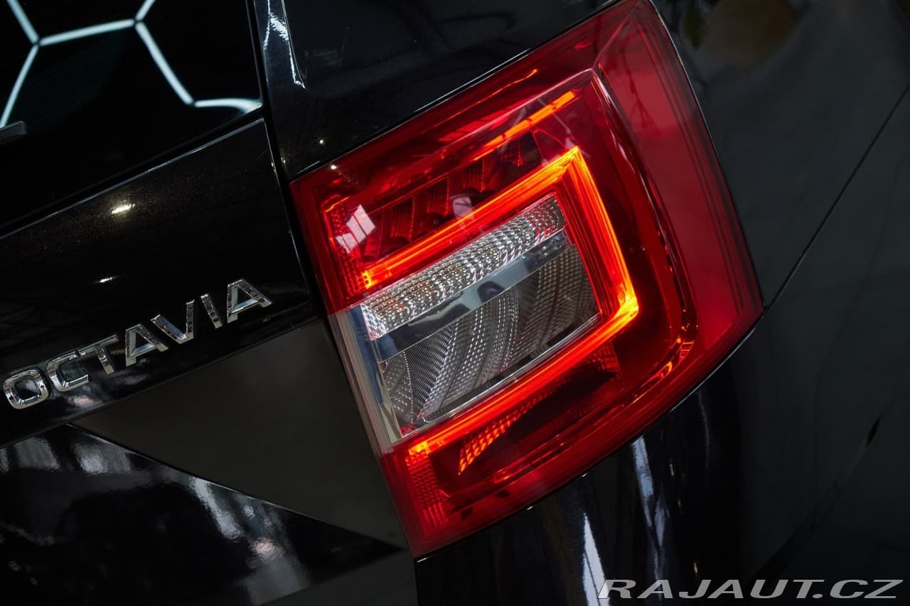 2018 Škoda OCTAVIA - 9
