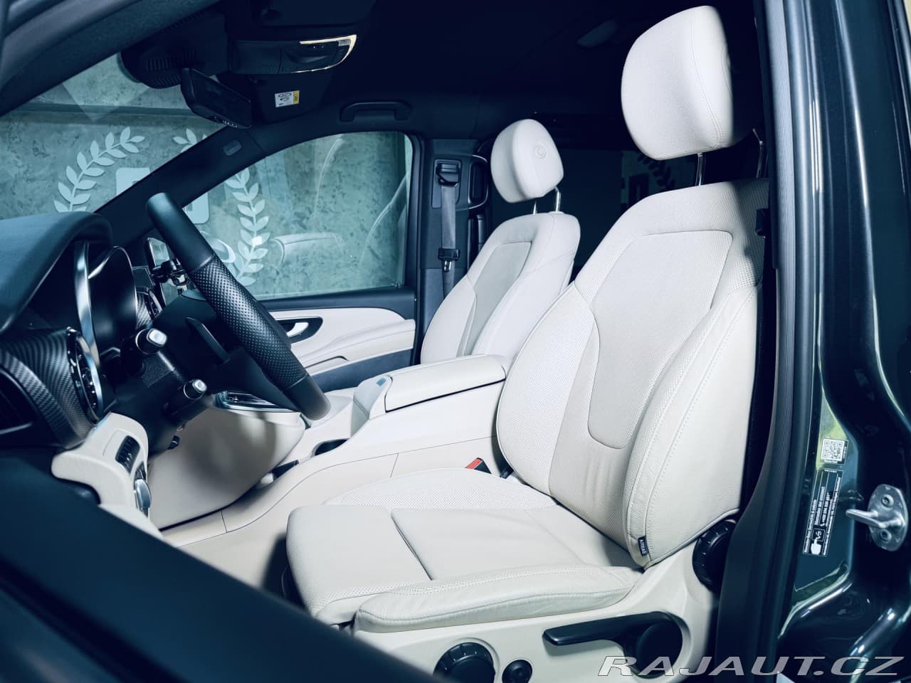 2024 Mercedes-Benz V-CLASS - 29