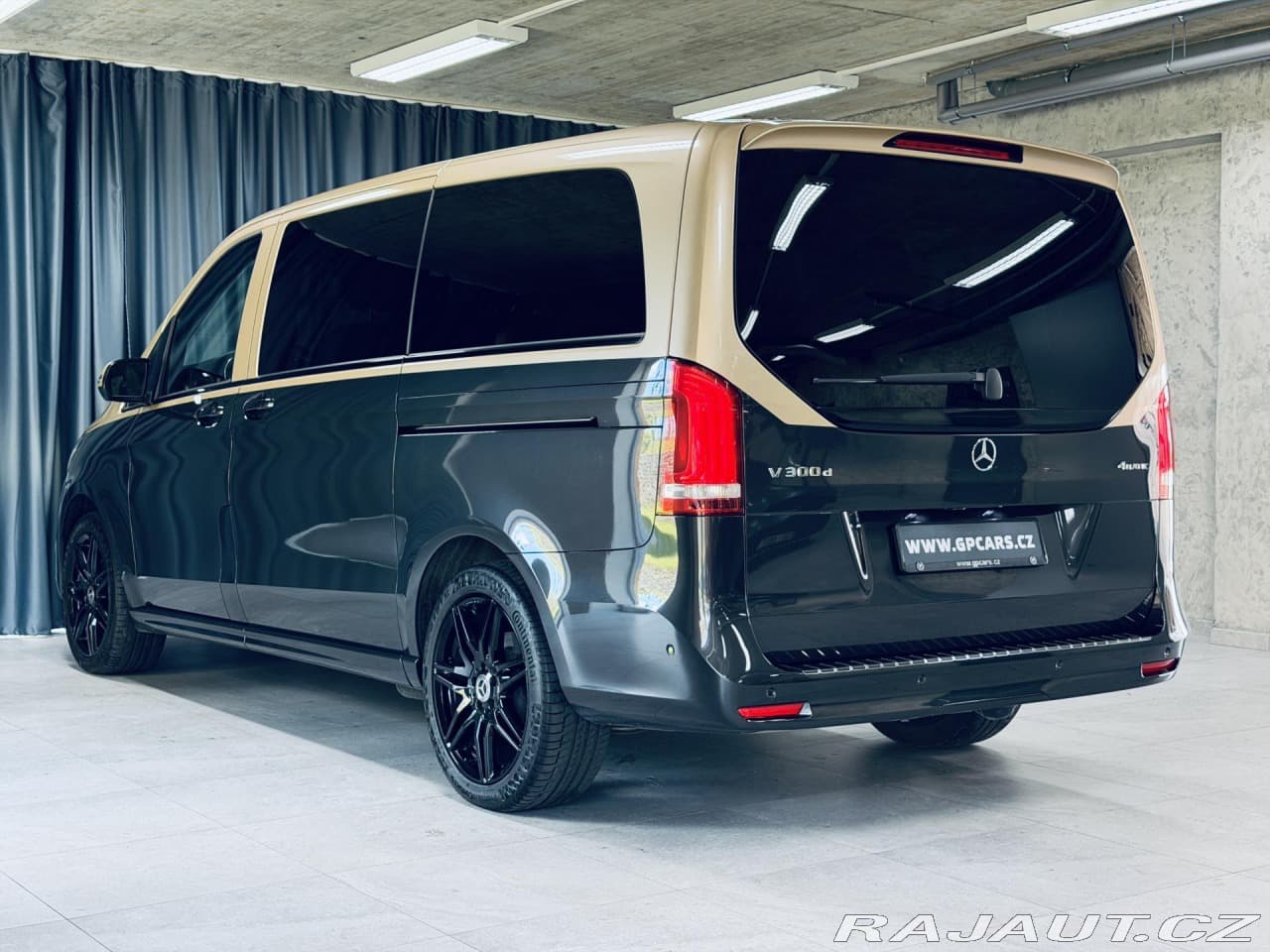 2024 Mercedes-Benz V-CLASS - 9