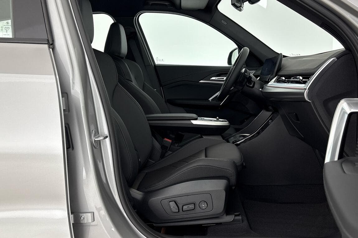 2026 BMW X1 - 12
