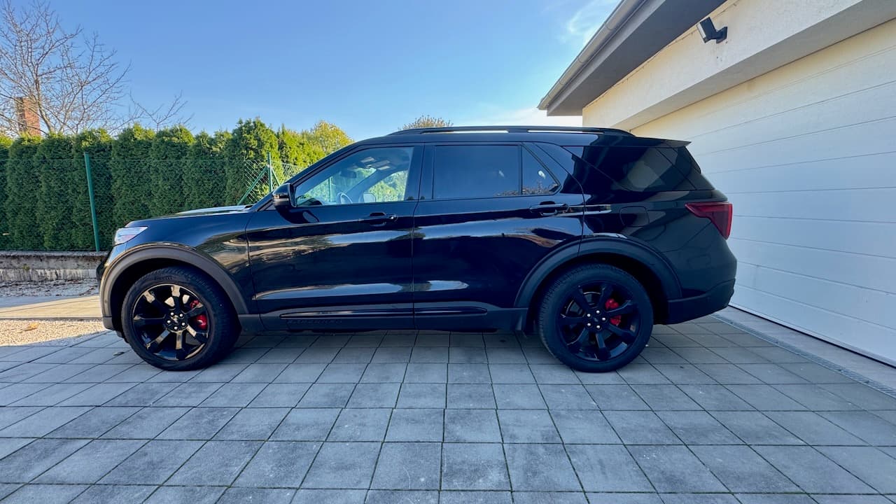 2020 Ford EXPLORER - 3