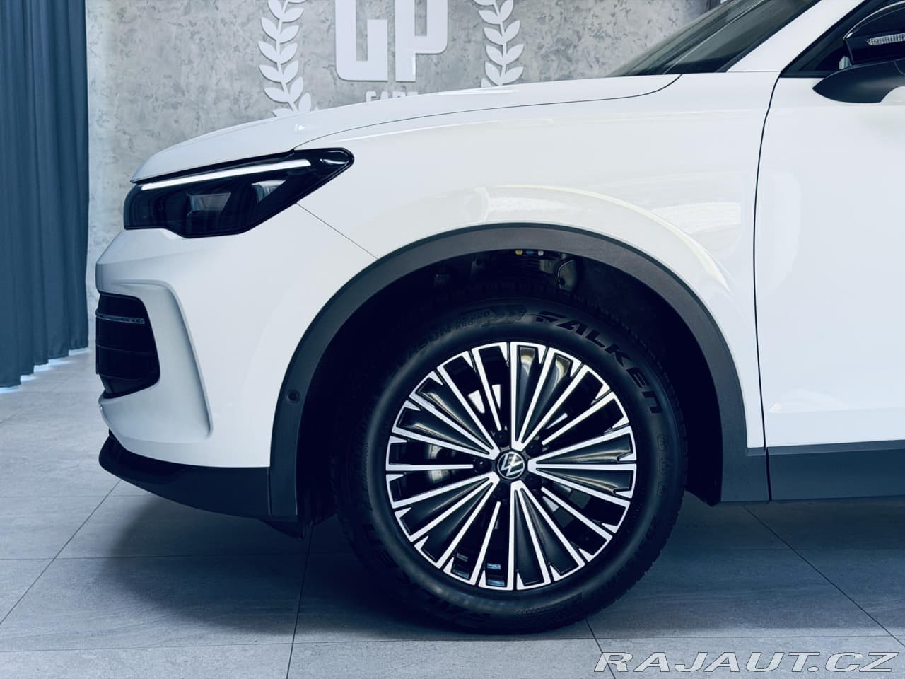 2025 Volkswagen TIGUAN - 37