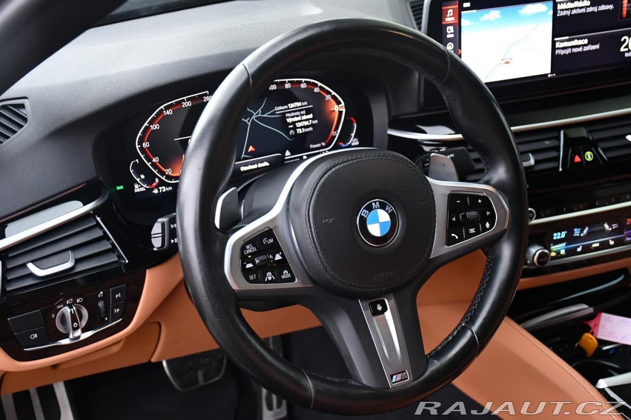 2023 BMW 5-SERIES - 11