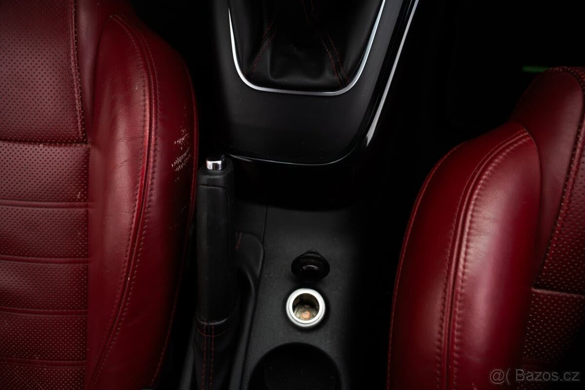 2011 Alfa Romeo GIULIETTA - 12