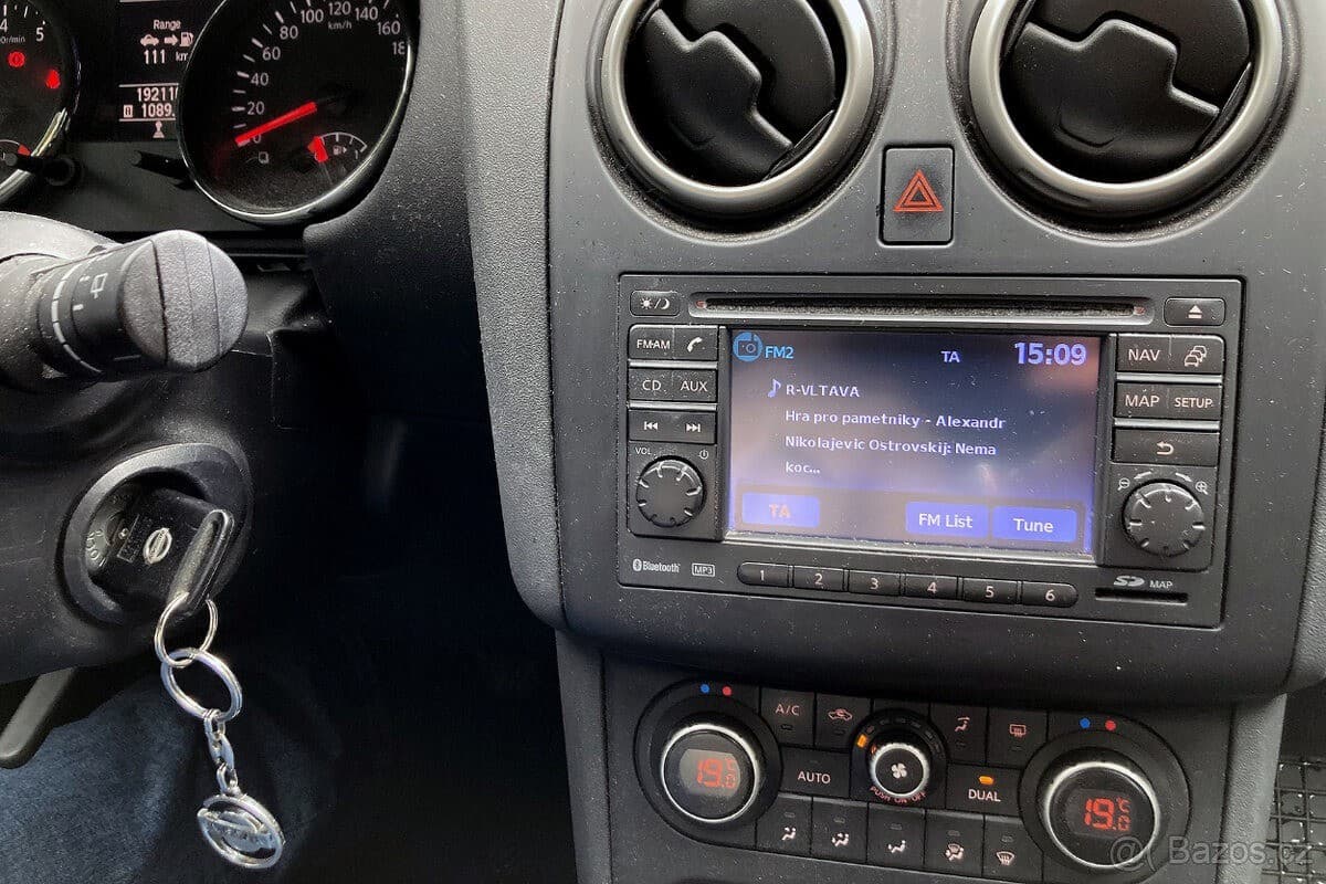 Nissan QASHQAI - 31