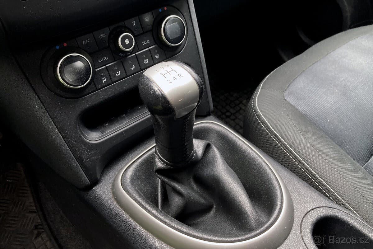 Nissan QASHQAI - 37