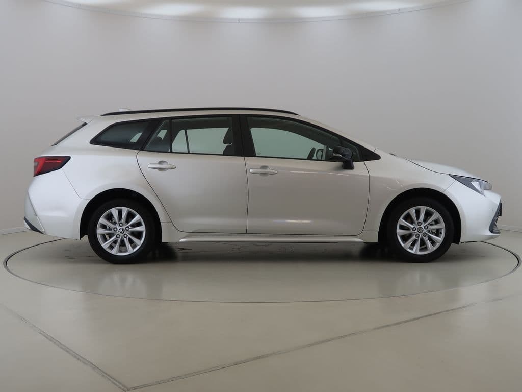 2025 Toyota COROLLA - 4