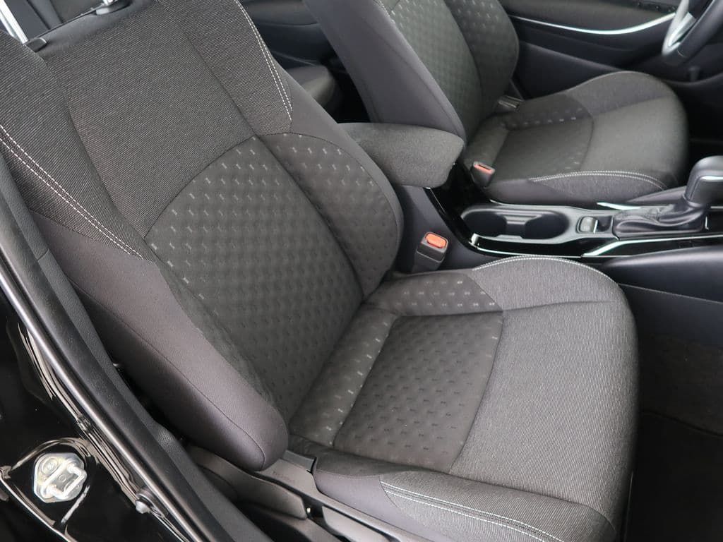 2025 Toyota COROLLA - 13