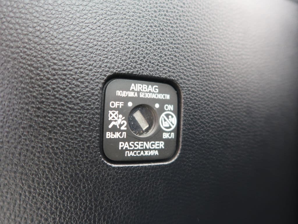 2025 Toyota COROLLA - 14