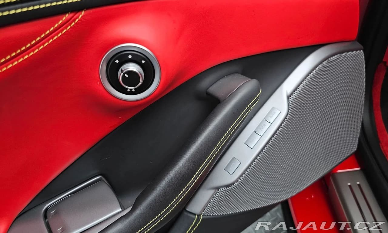 2019 Ferrari PORTOFINO - 18