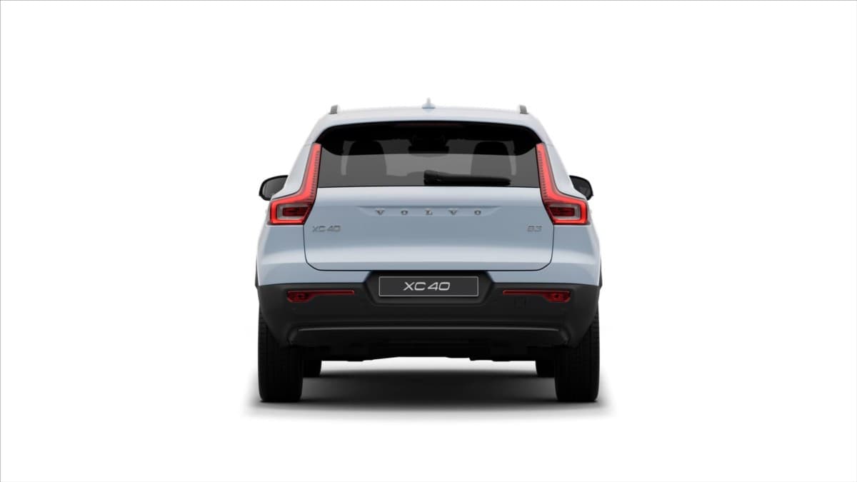 2026 Volvo XC40 - 3