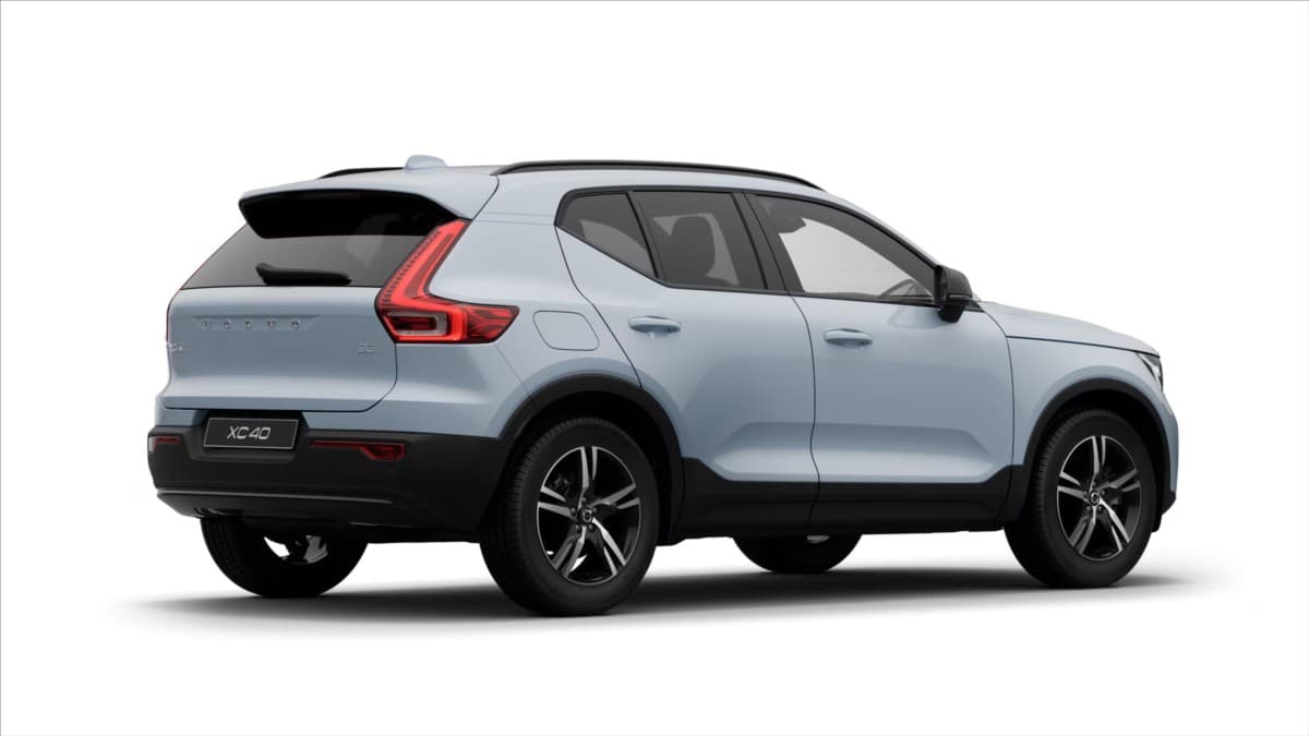 2026 Volvo XC40 - 4