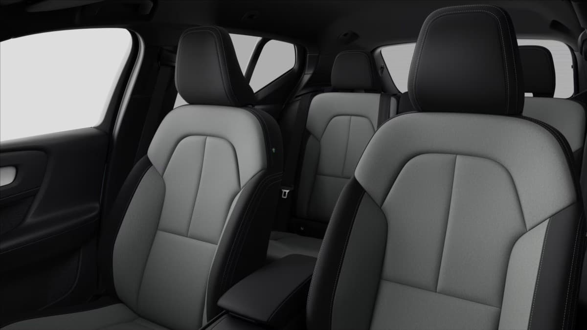 2026 Volvo XC40 - 9