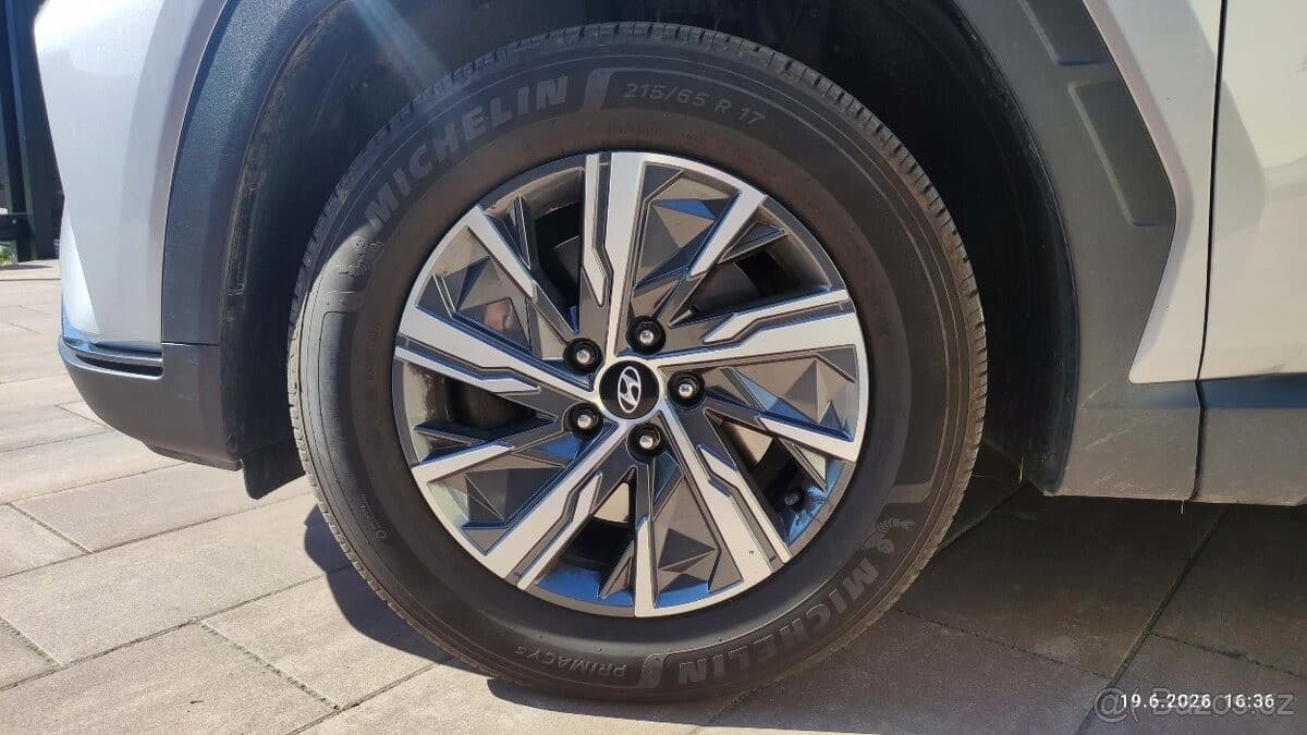 2023 Hyundai TUCSON - 11