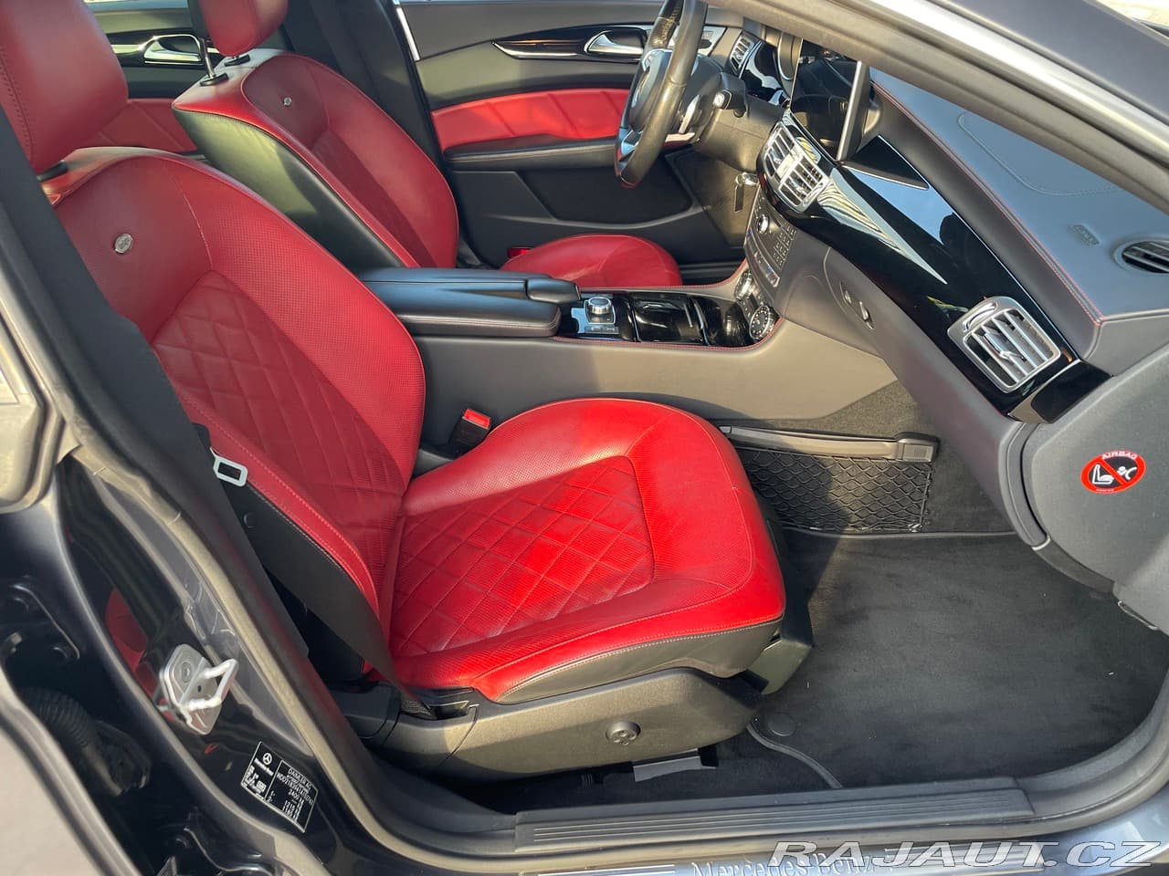 2015 Mercedes-Benz CLS - 12