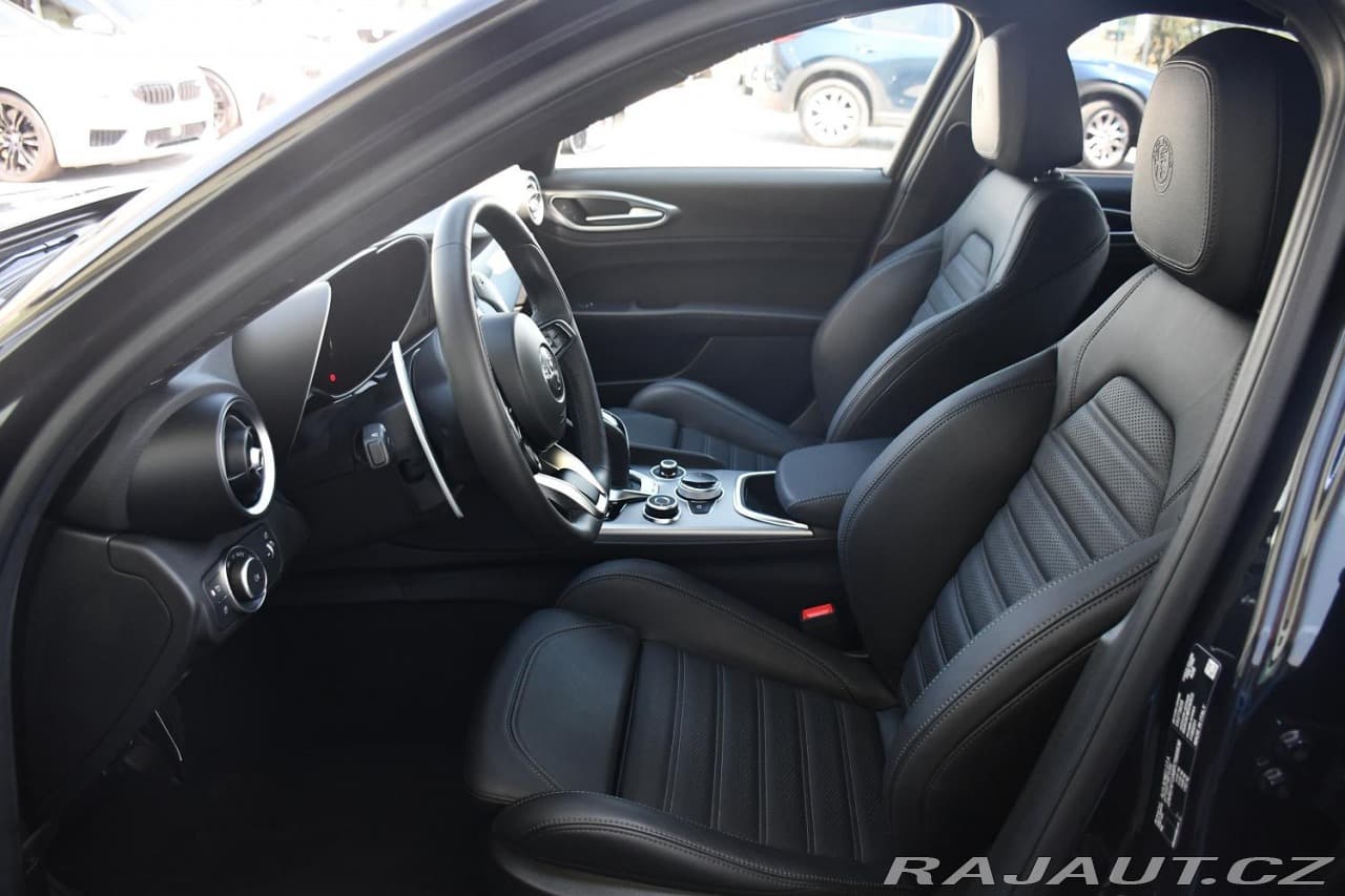2024 Alfa Romeo GIULIA - 10