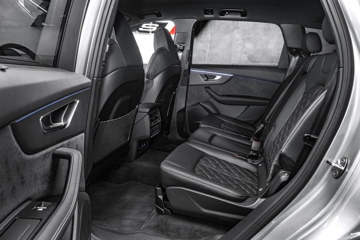 2025 Audi Q7 - 15