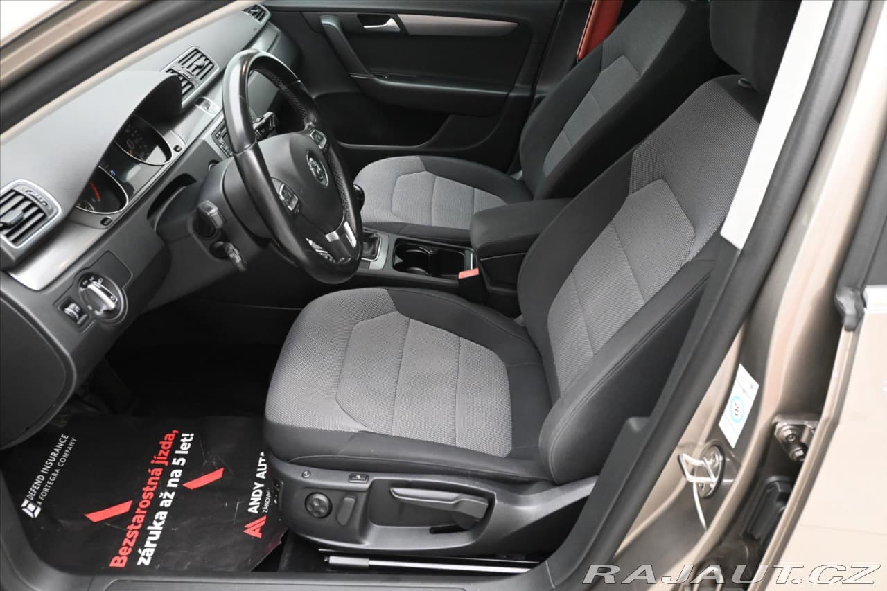 2014 Volkswagen PASSAT - 13