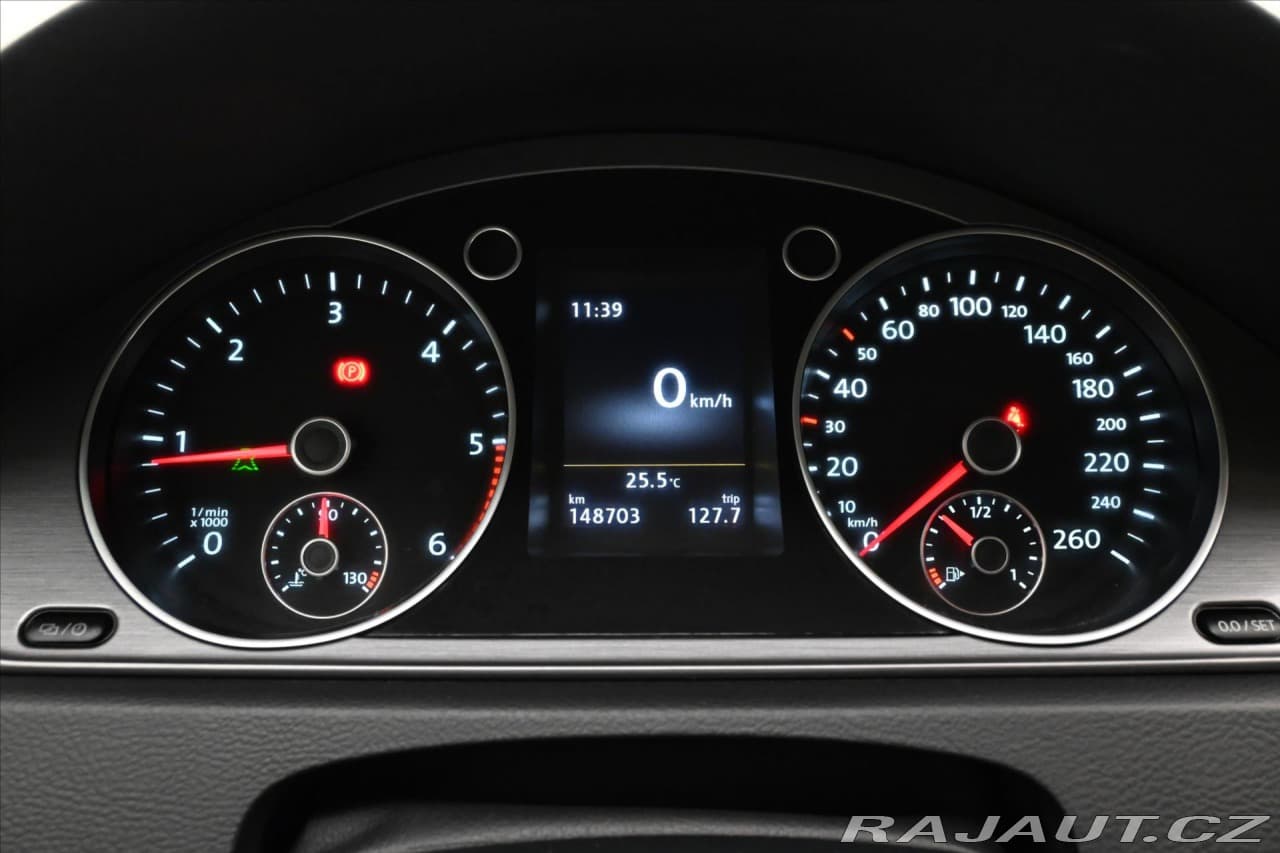 2014 Volkswagen PASSAT - 16