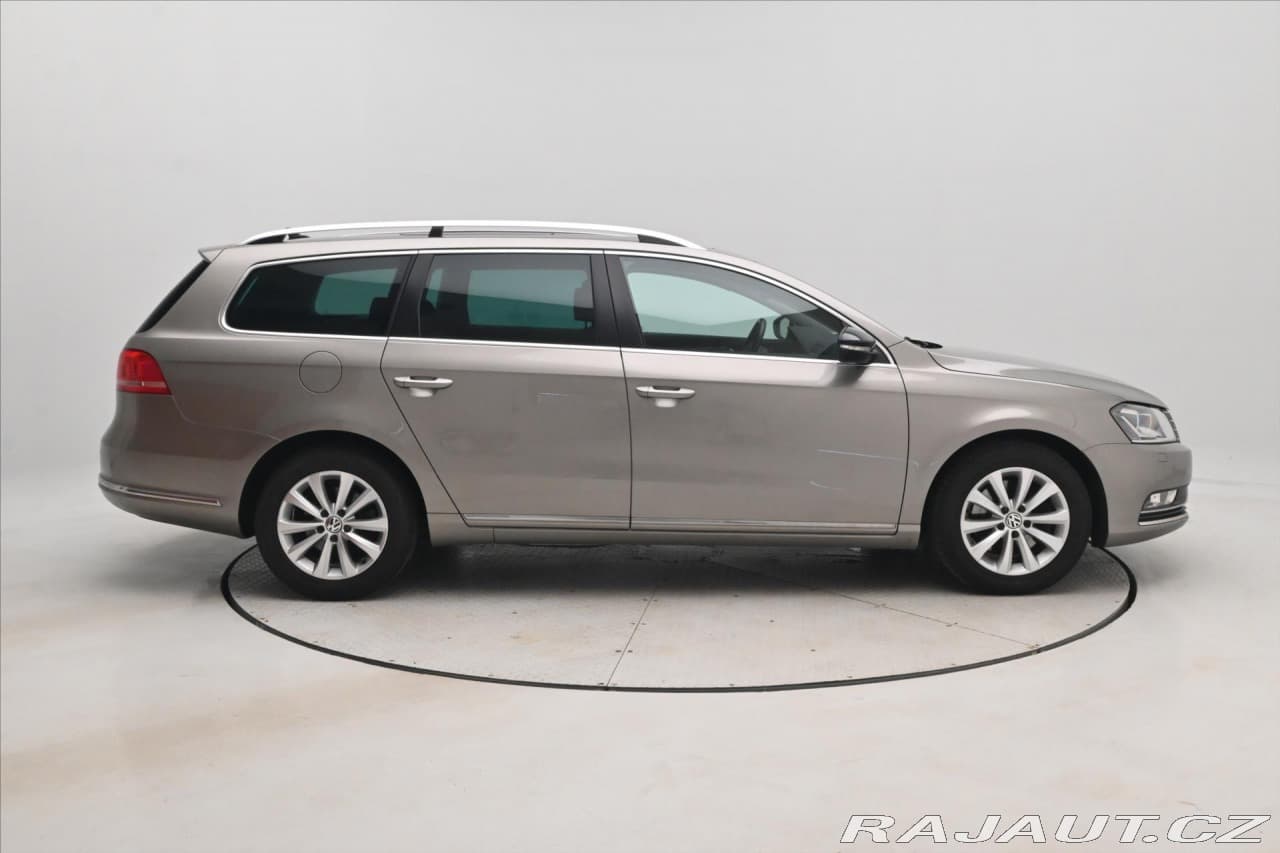 2014 Volkswagen PASSAT - 4