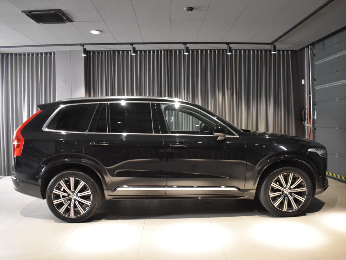 2023 Volvo XC90 - 3