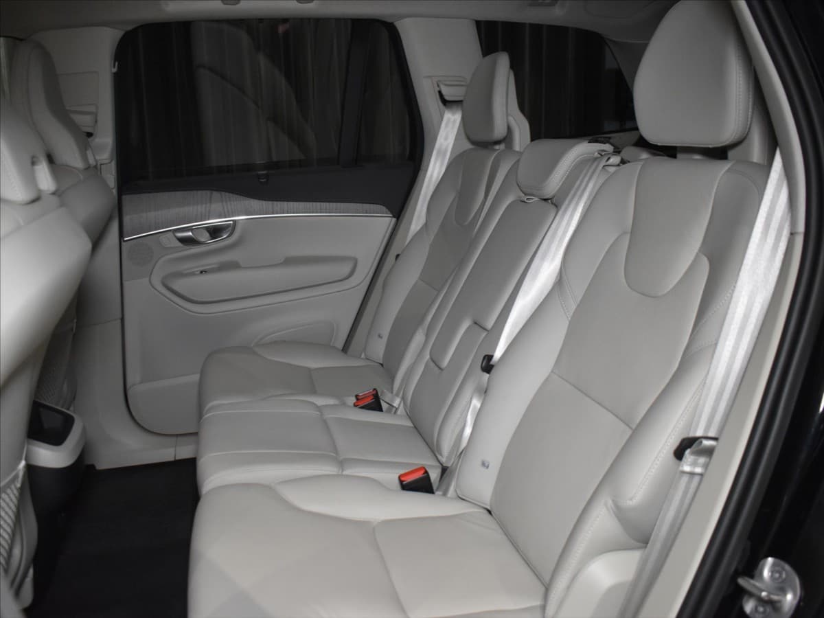 2023 Volvo XC90 - 9
