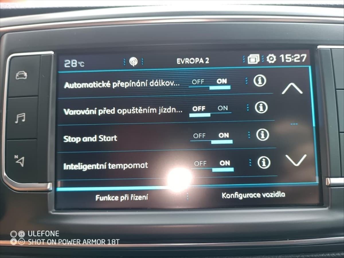 2017 Peugeot TRAVELLER - 11