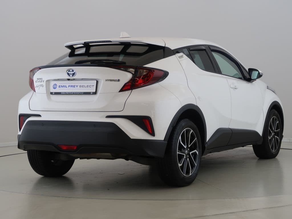 2023 Toyota C-HR - 5