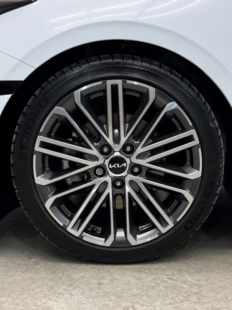2025 Kia OSTATNÍ - 9