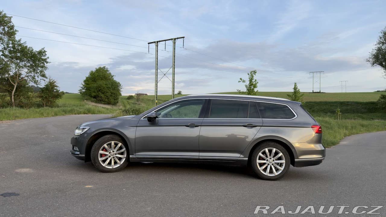 2017 Volkswagen PASSAT - 2