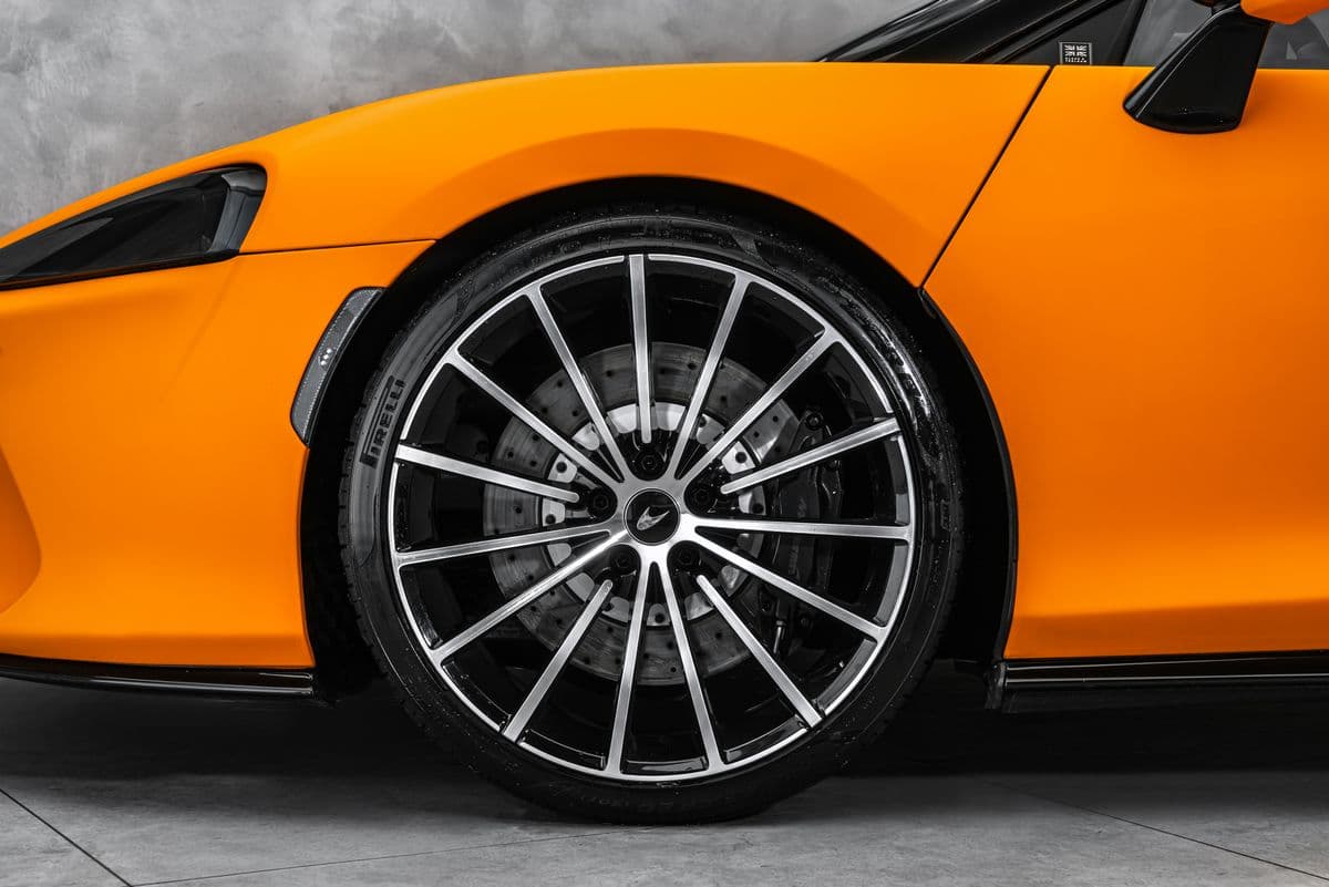 2021 McLaren OSTATNÍ - 11