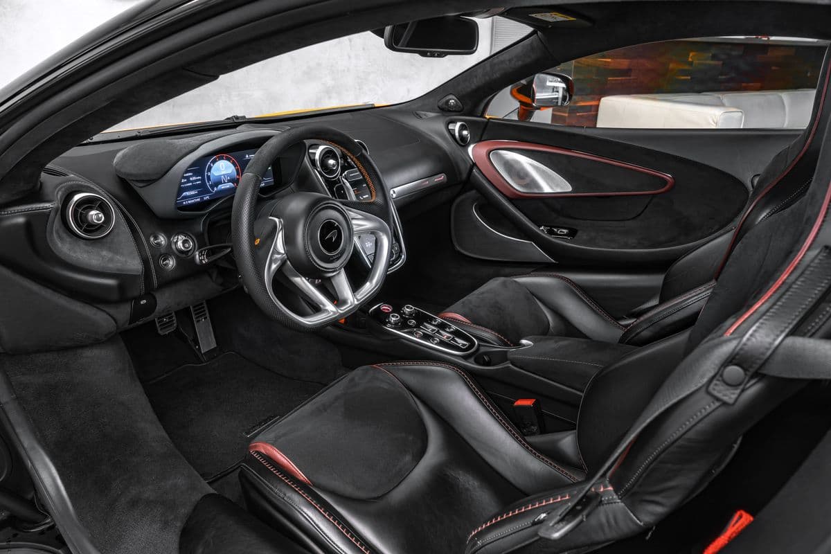 2021 McLaren OSTATNÍ - 13