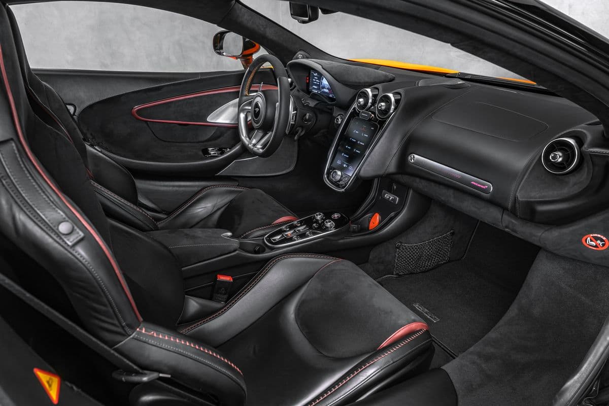 2021 McLaren OSTATNÍ - 14