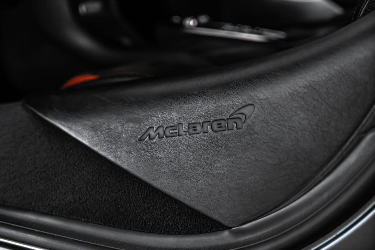 2021 McLaren OSTATNÍ - 20