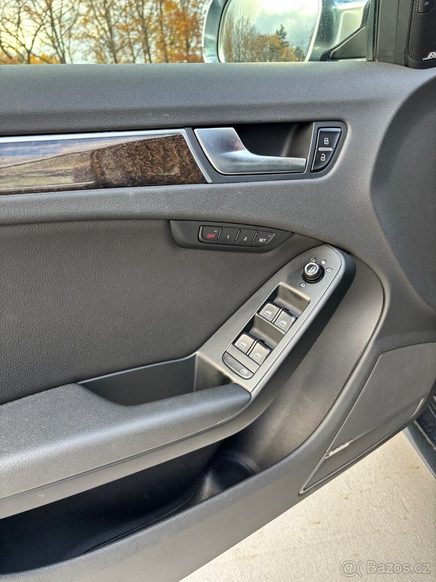 2009 Audi S4 - 12